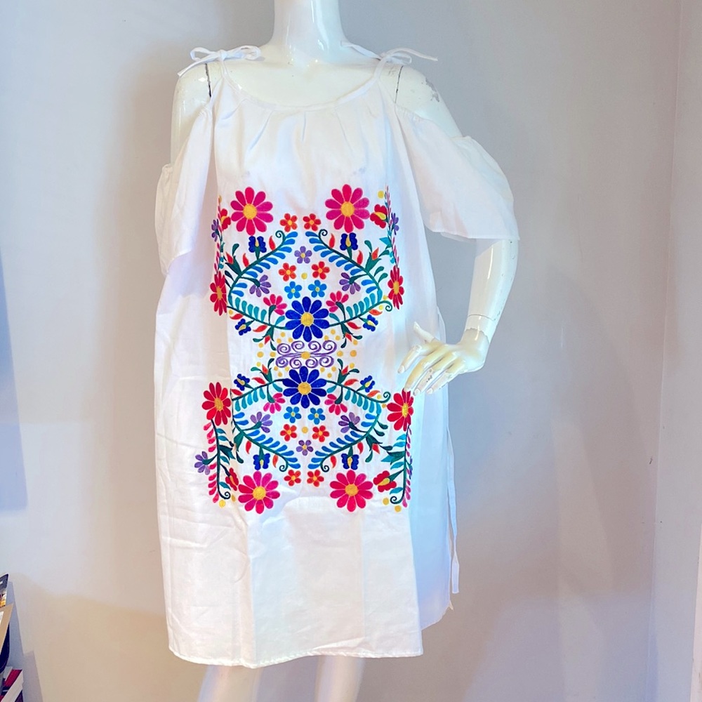 NWOT. Artisanal summer dresss